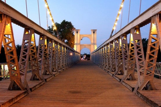 The Waco Suspension Bridge. (Photo by Denise Mattox/flickr)