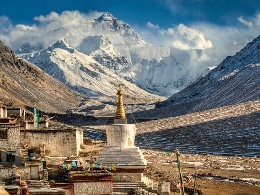 Mount Everest base camp and Rongbuk monastery. (Photo by Göran Höglund/flickr)