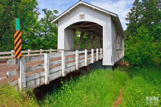 The Larwood Covered Bridge near Scio, Oregon. (Photo by Ian Sane/flickr)