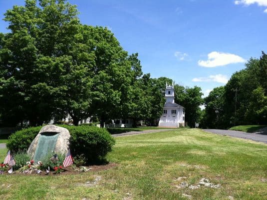The Redding Center in Redding, Connecticut. (Photo by Wikimedia)