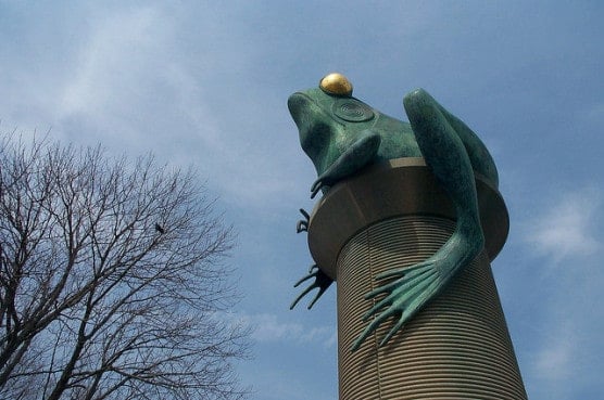 Looking up at the Frog Bridge in Willimantic, Connecticut. (Photo by susteph/flickr)
