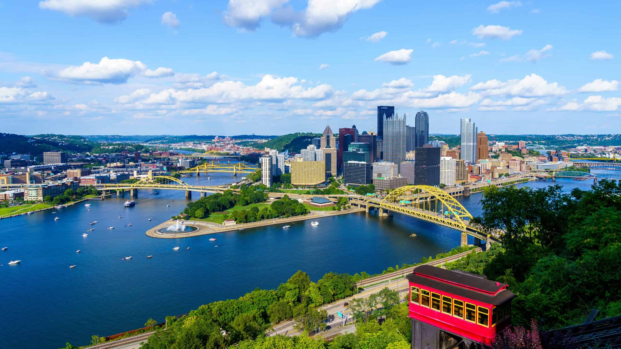 The Pittsburgh skyline home of the Pittsburgh Marathon.